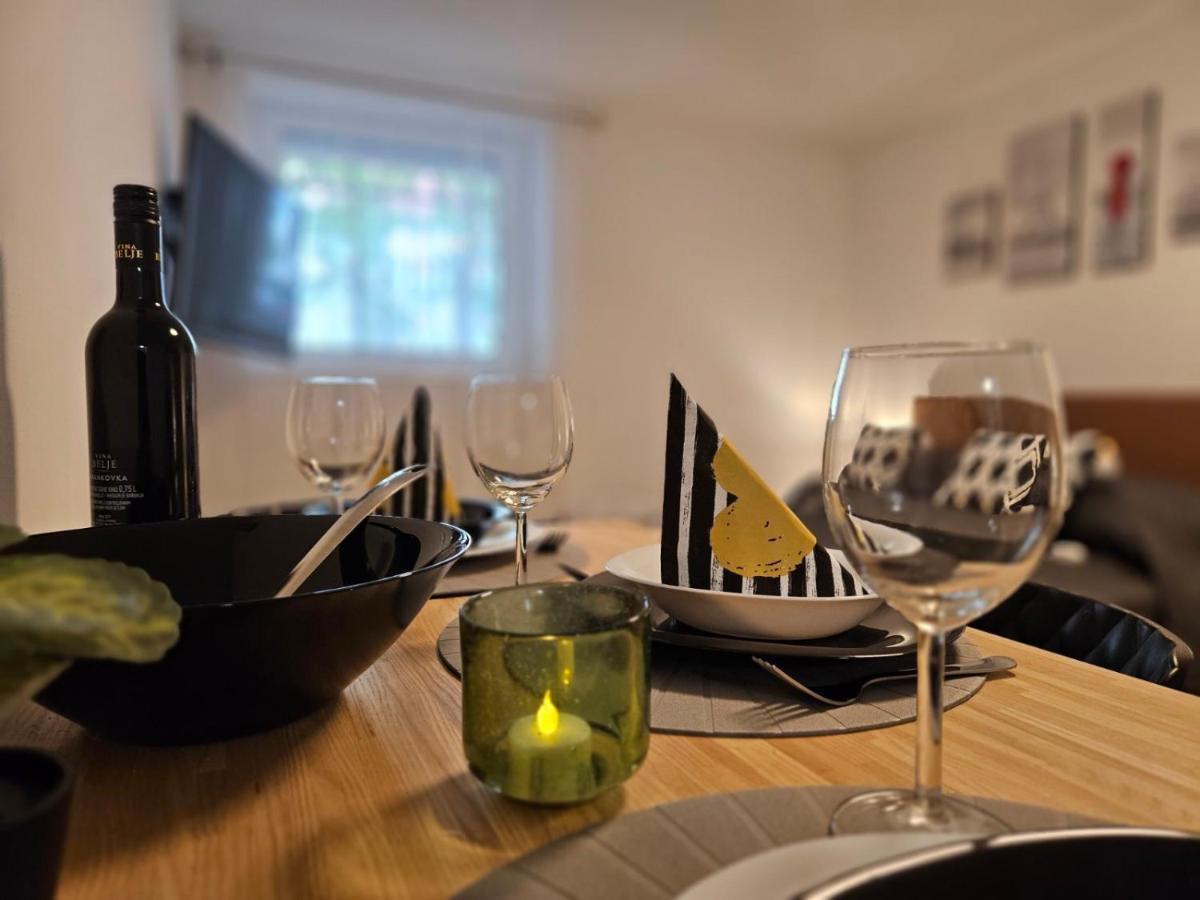 Holiness Apartmanok Szeged Eksteriør billede