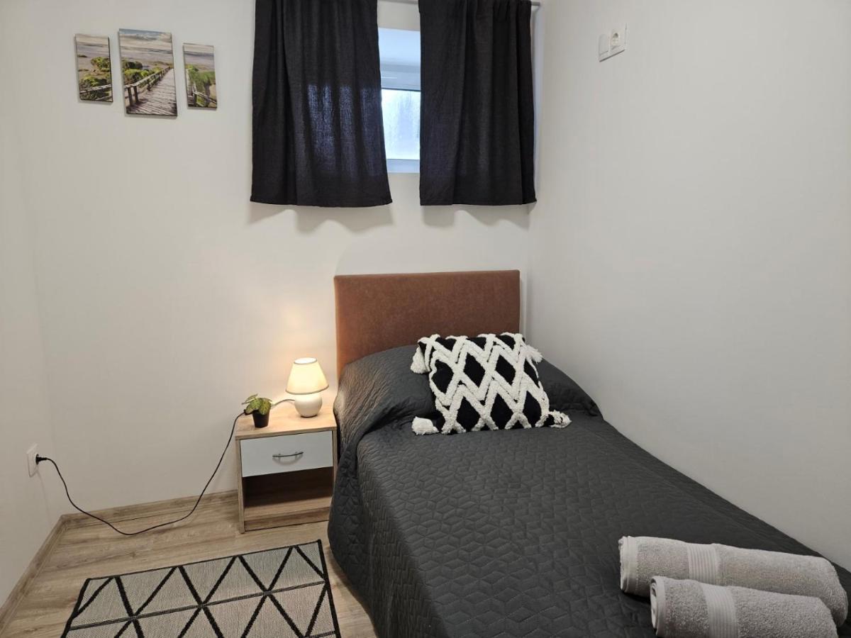 Holiness Apartmanok Szeged Eksteriør billede